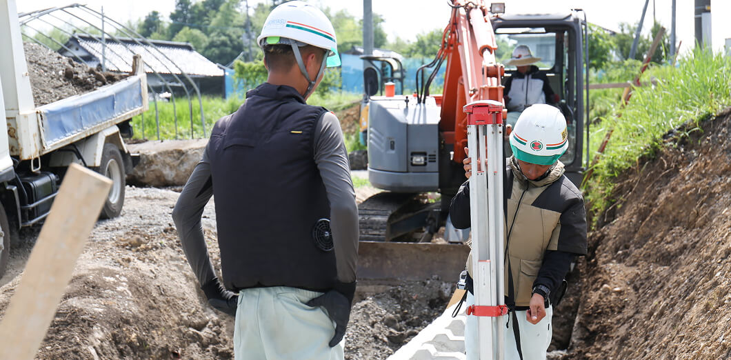 建設作業スタッフ