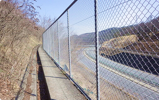 鋼構造物(遮音壁・防護柵など)